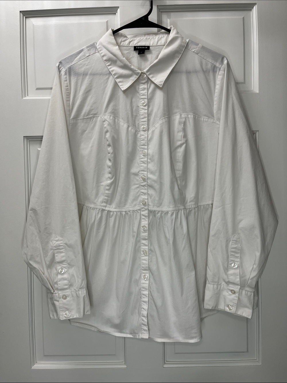 torrid Poplin Cotton White Button Front Structured Collared Shirt - Size 2X
